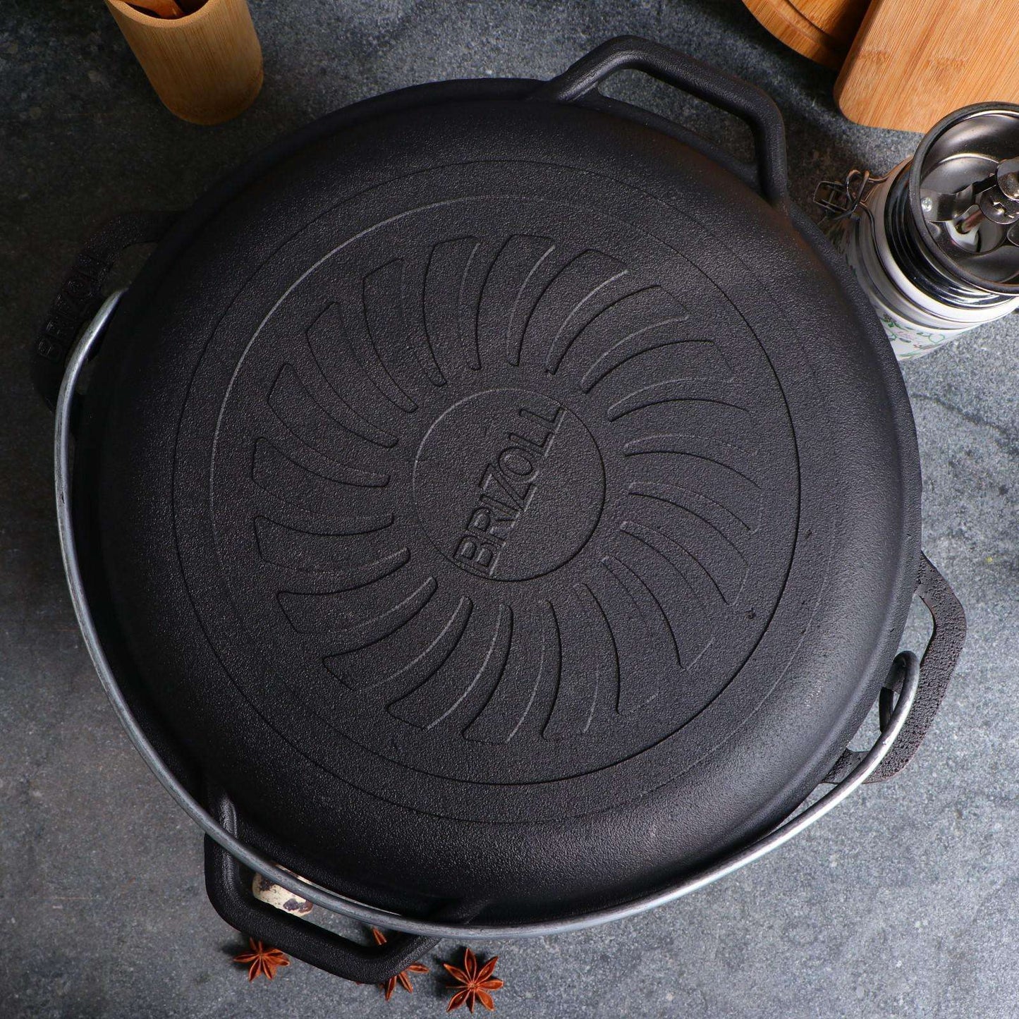 8 L Cast Iron Camping Pot with Skillet Lid